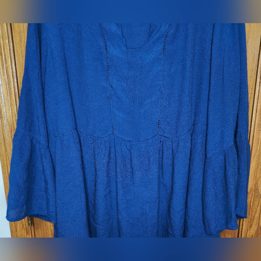 Women's Counterparts Blue Bell Sleeve Tunic Top, Size 3X - Picture 3 of 7